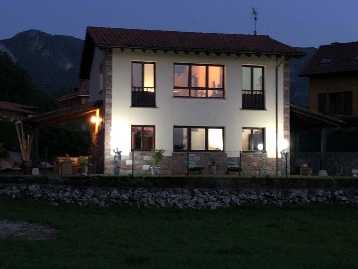 Casa Frente A Los Bufones De Pria Βίλα Llames de Pría Εξωτερικό φωτογραφία