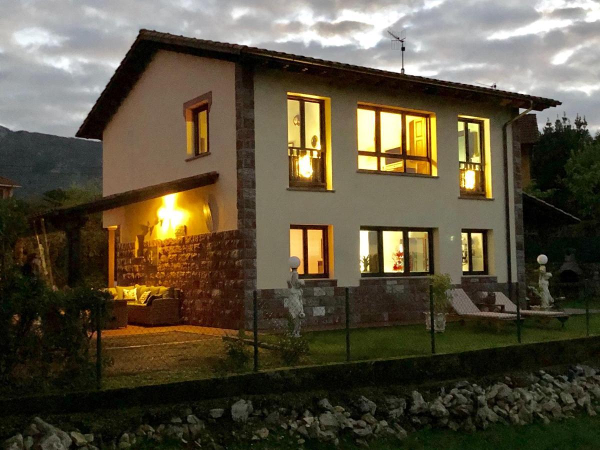 Casa Frente A Los Bufones De Pria Βίλα Llames de Pría Εξωτερικό φωτογραφία